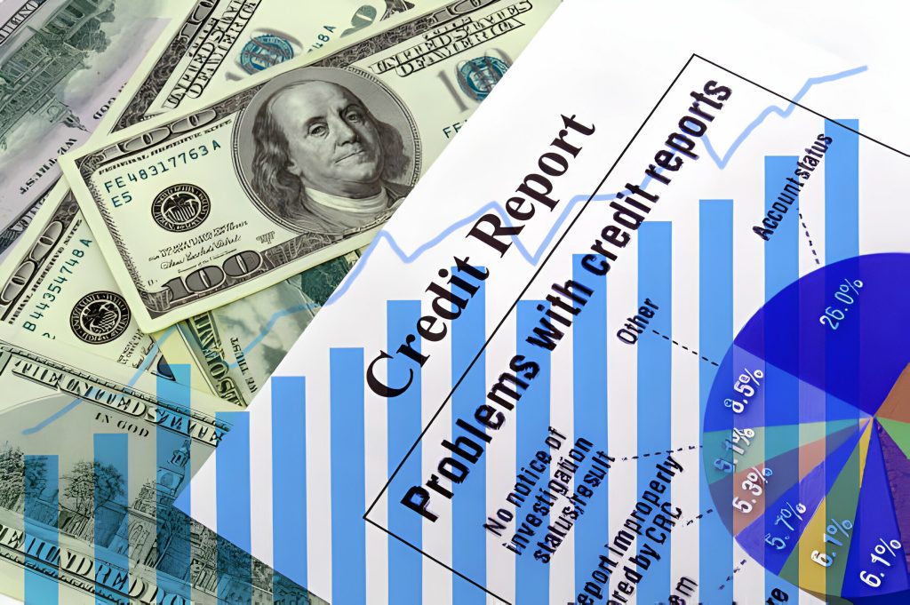 Do bankruptcies clear late payments on credit reports